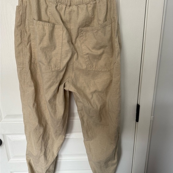 H&M Light Tan Trousers - Picture 7 of 7